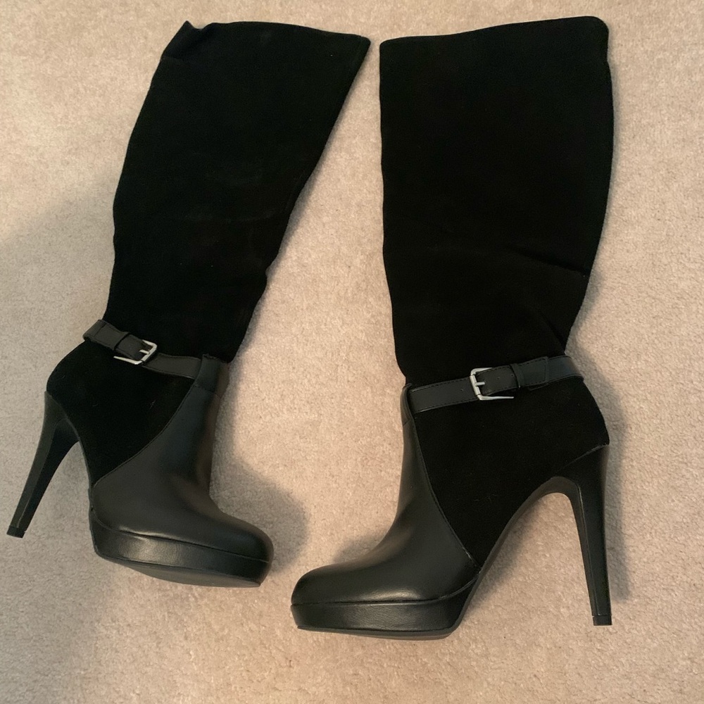 Audrey brooke boots 9 1/2 wide calf. Letter upper man balance made materials